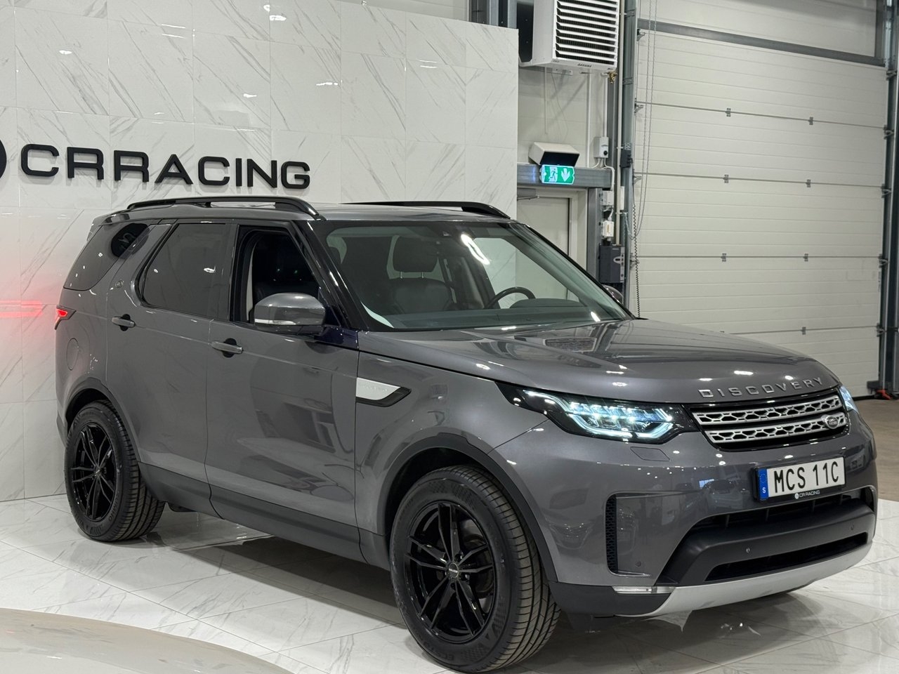 Land Rover Discovery 3.0 TDV6 4WD HSE 2017, bild 3/24
