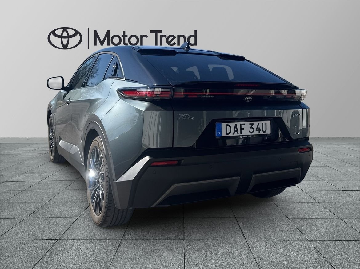 Toyota C-HR+ EXECUTIVE AWD 2026, bild 4/10