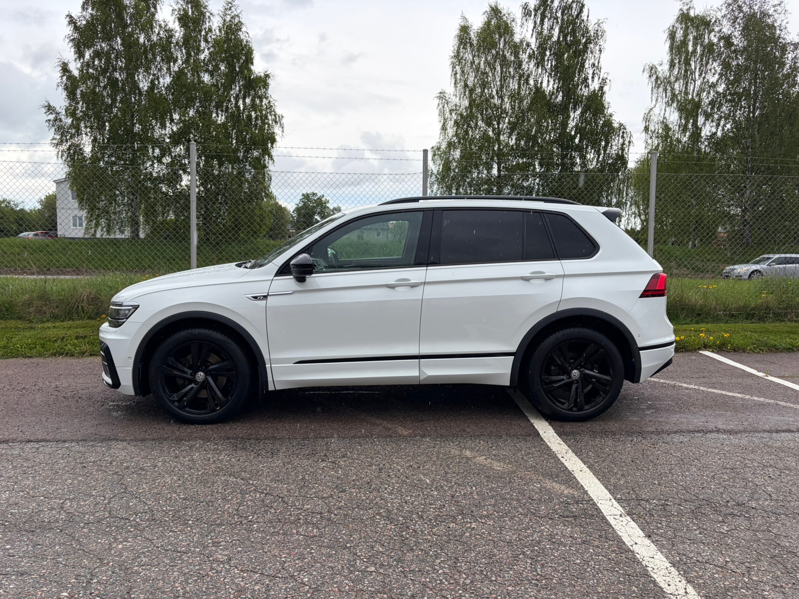 Volkswagen Tiguan 2020, photo 3/9