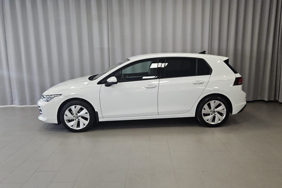 Volkswagen Golf 2024, bild 2/10