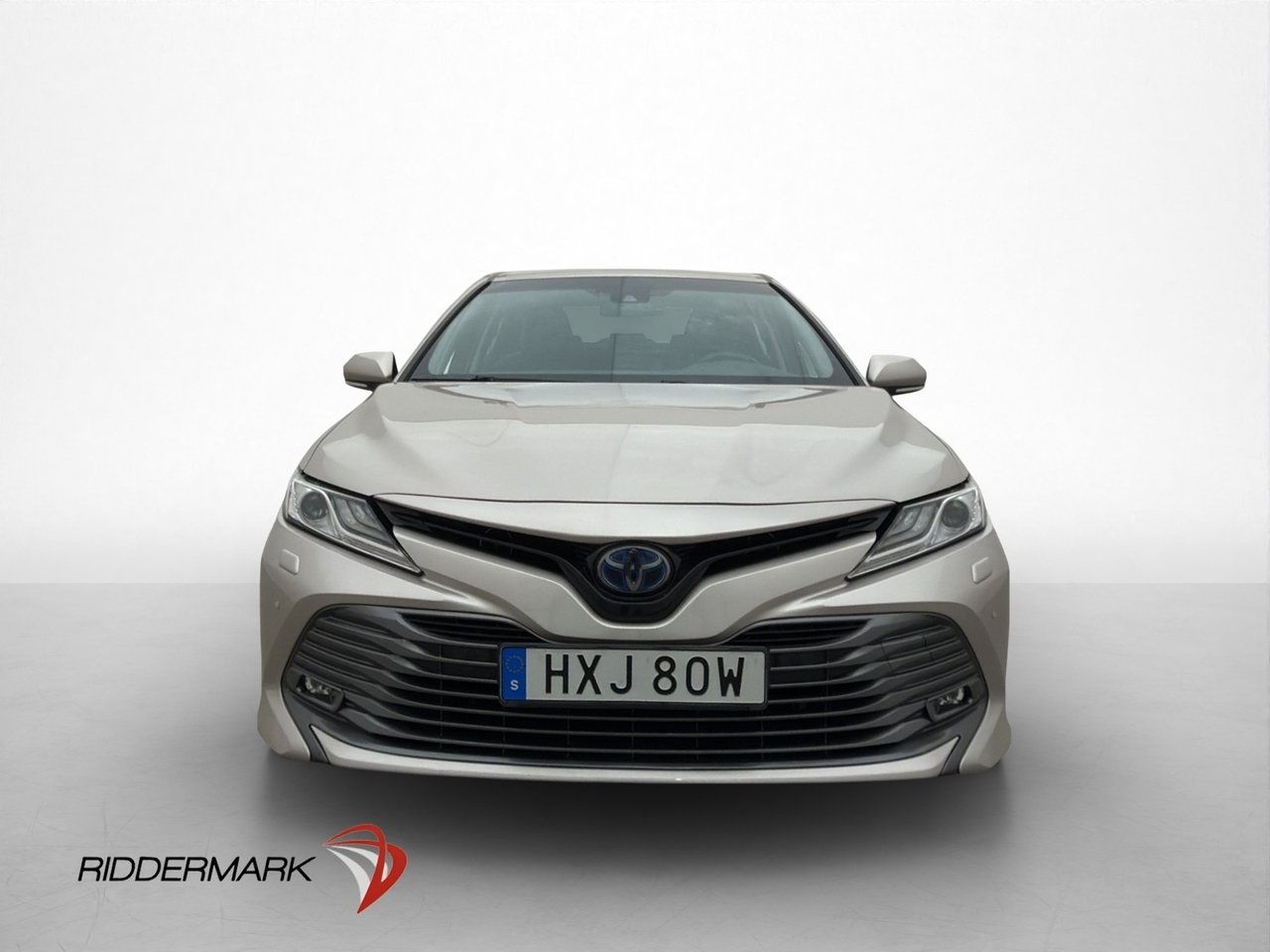 Toyota Camry 2.5 Hybrid 218hk Executive 2019, bild 2/28