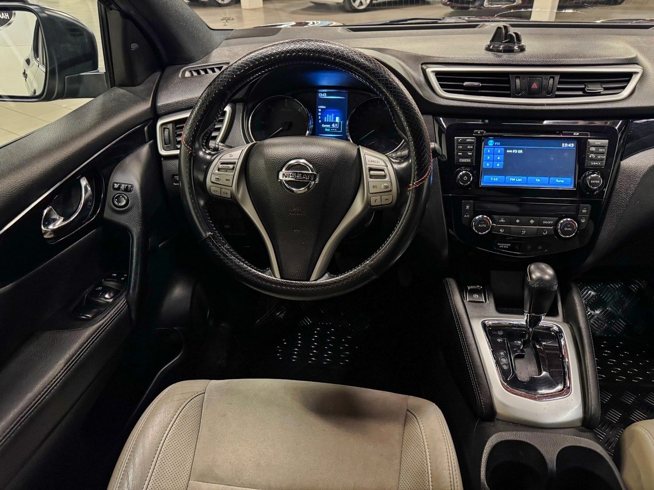 Nissan Qashqai 1,6 Cdi 130Hk Automat 2014, bild 2/7