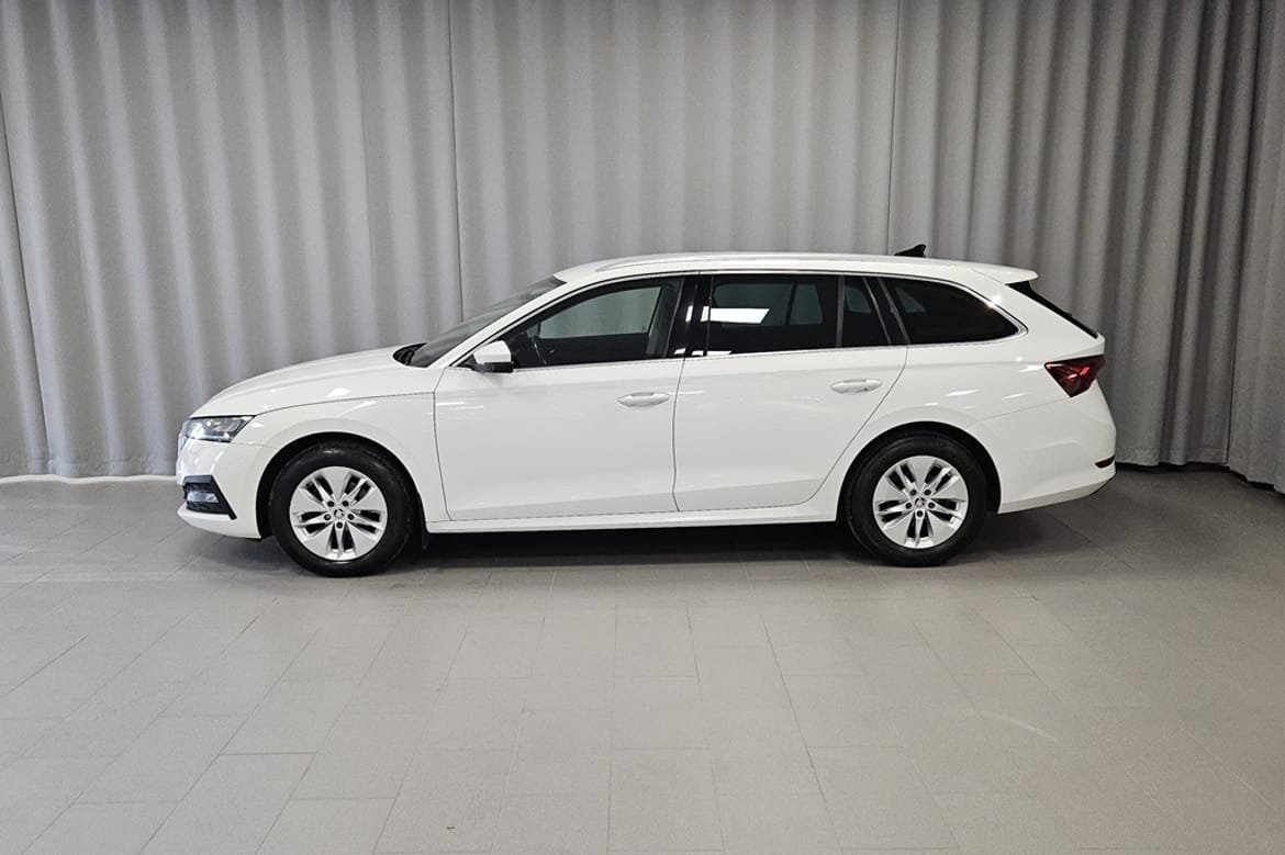 Skoda Octavia 2.0 TDI DSG 116HK Aut Drag 2023, photo 2/10