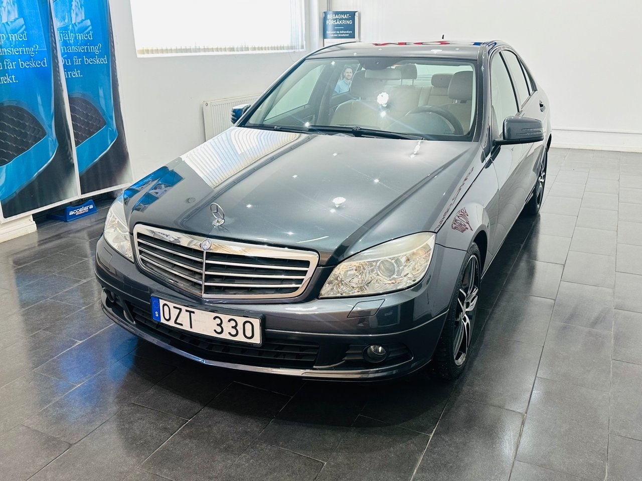 Mercedes-Benz C 2009, bild 4/10