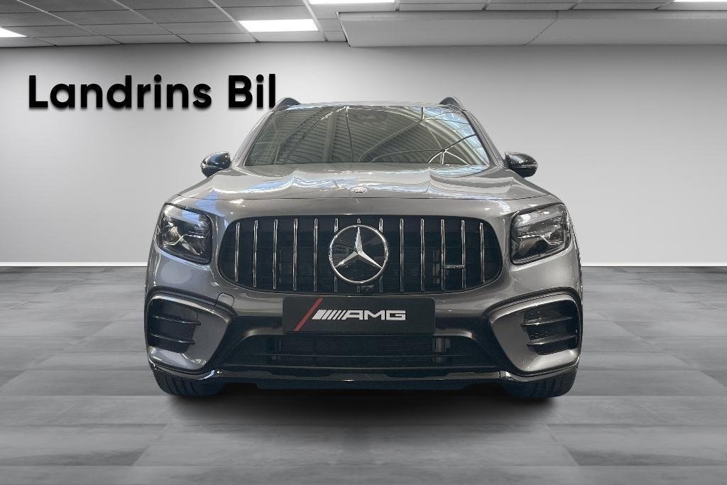 Mercedes-Benz GLB 35 4 Matic 2025, photo 2/17