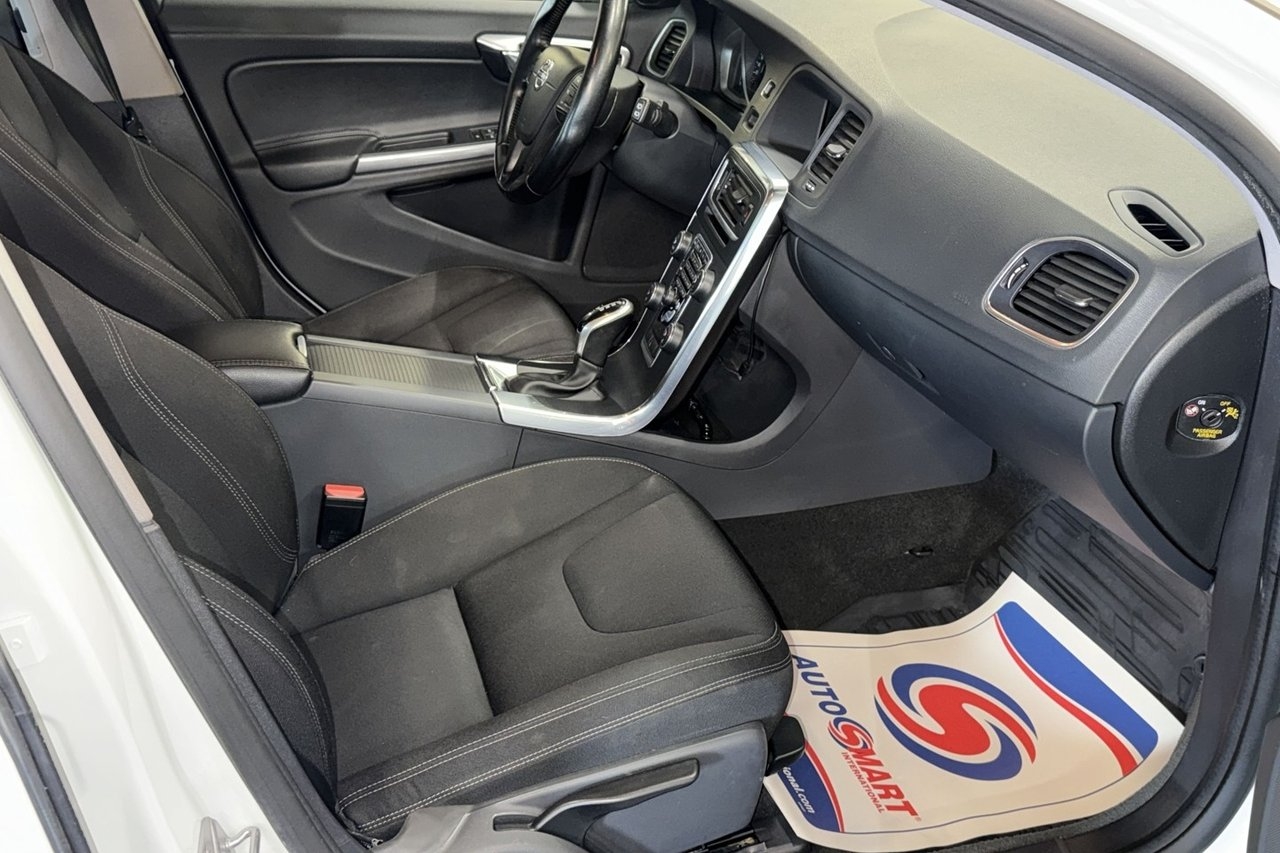Volvo V60 D4 Geartronic, Euro 6, 190 HK 2016, bild 7/8