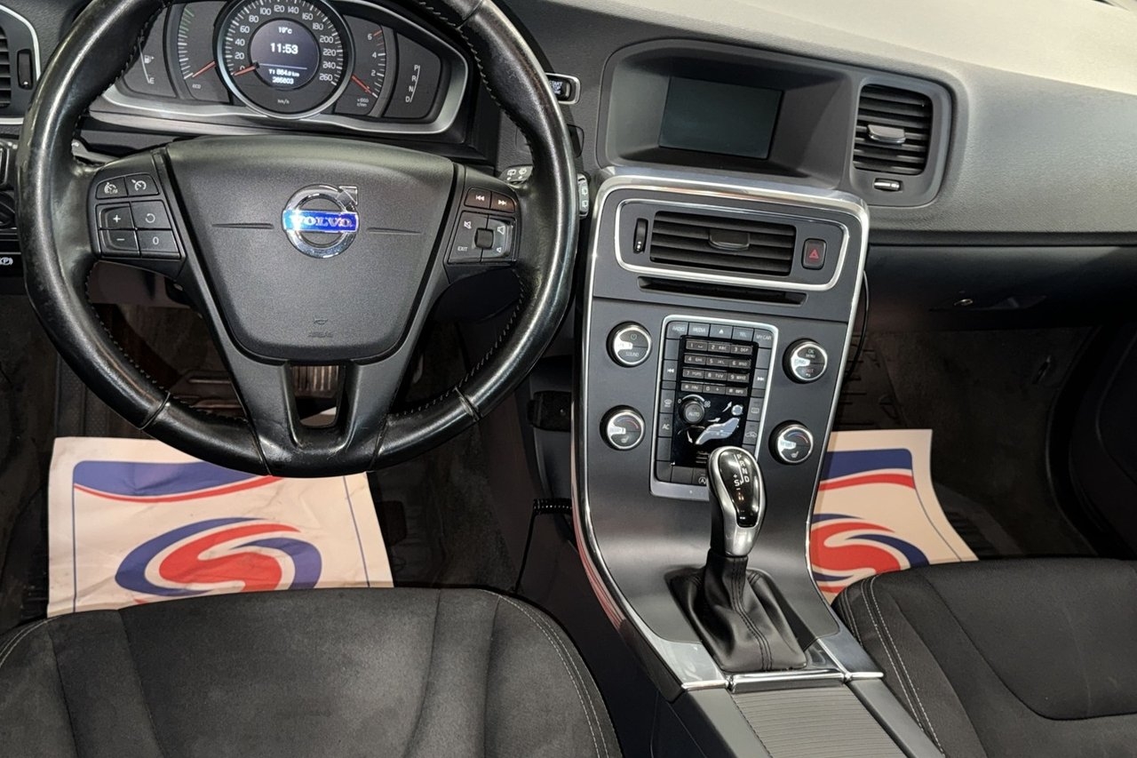 Volvo V60 D4 Geartronic, Euro 6, 190 HK 2016, bild 6/8