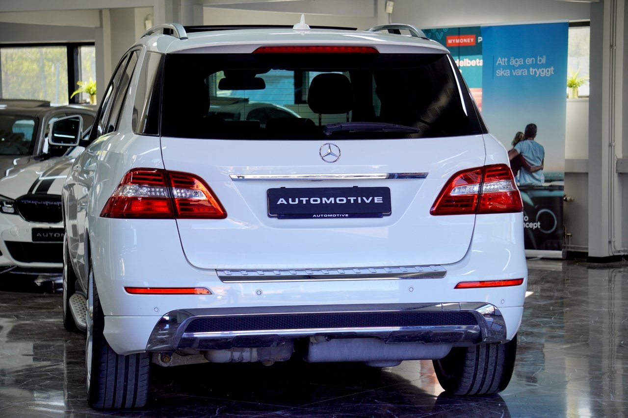 Mercedes-Benz ML 2015, kuva 6/10