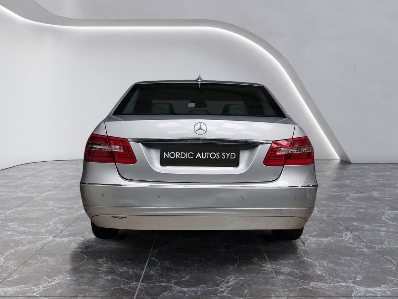 Mercedes-Benz E 2010, bild 4/10