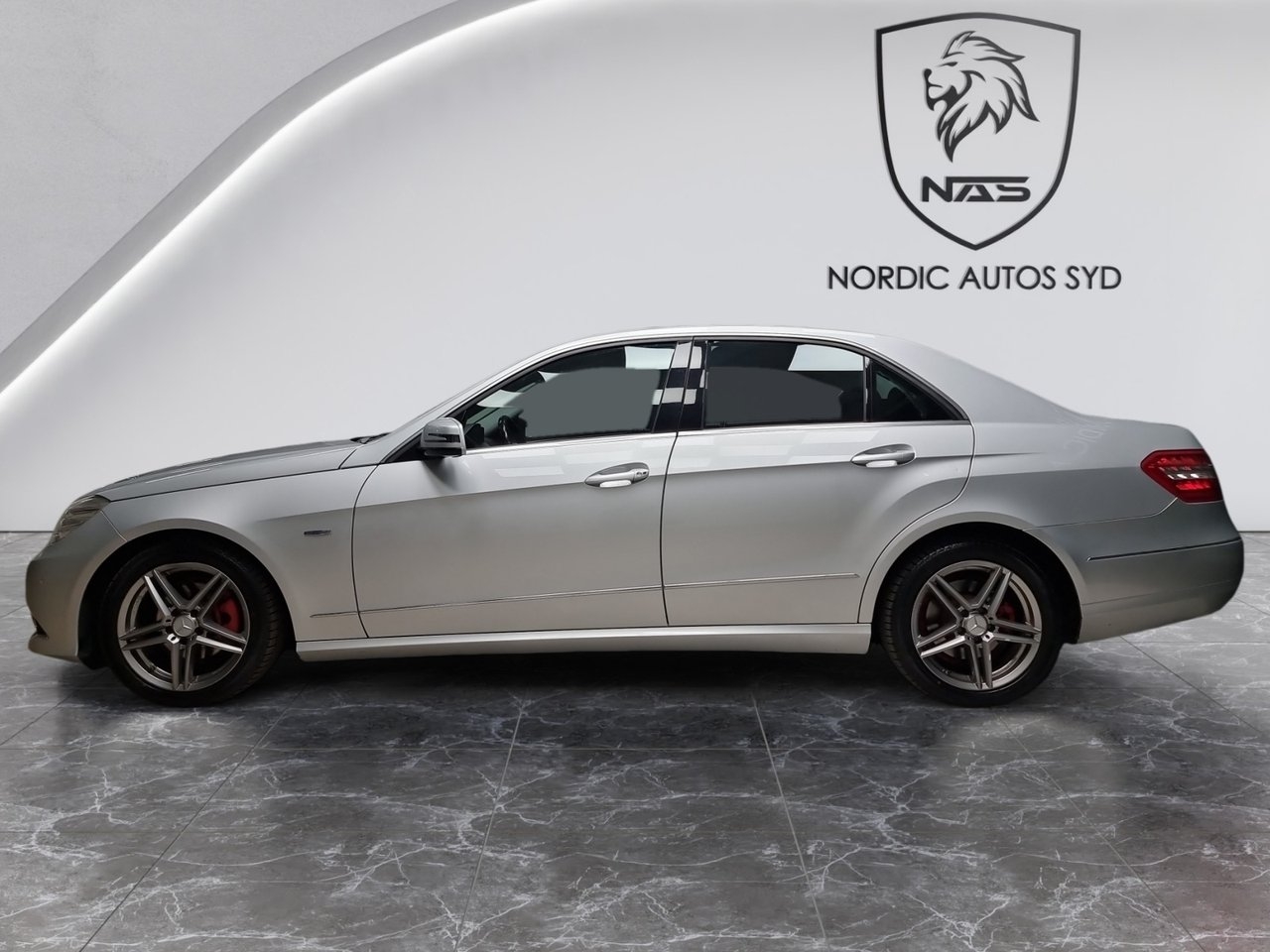 Mercedes-Benz E 2010, bild 2/10