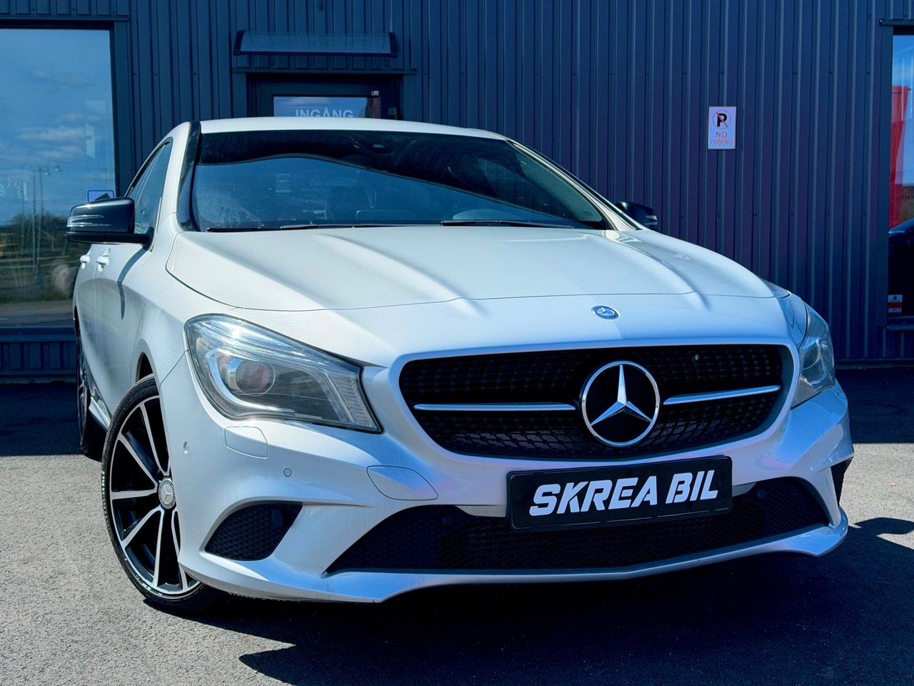Mercedes-Benz CLA 250 Urban Line 2015, bild 2/10