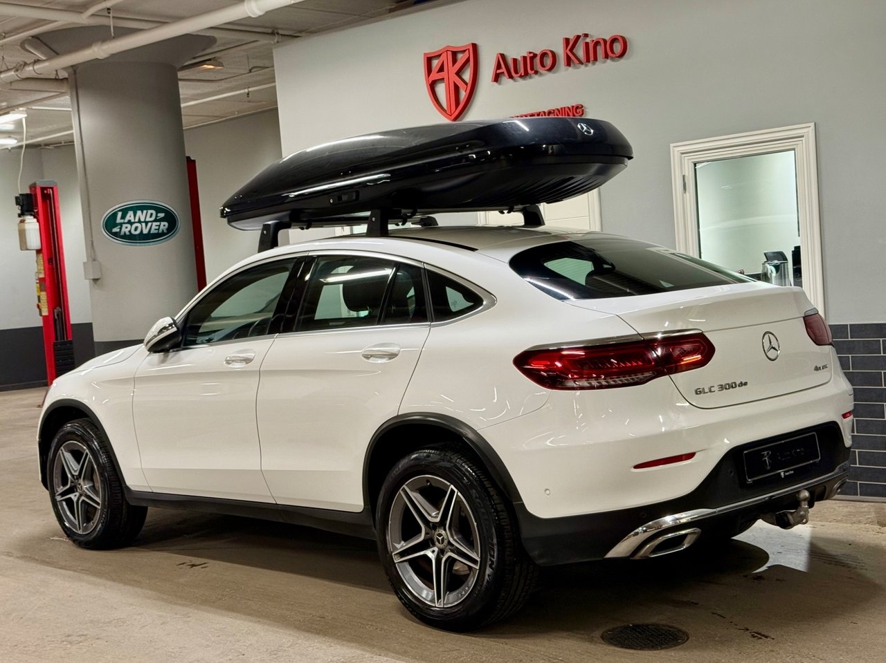Mercedes-Benz GLC 2023, photo 3/10