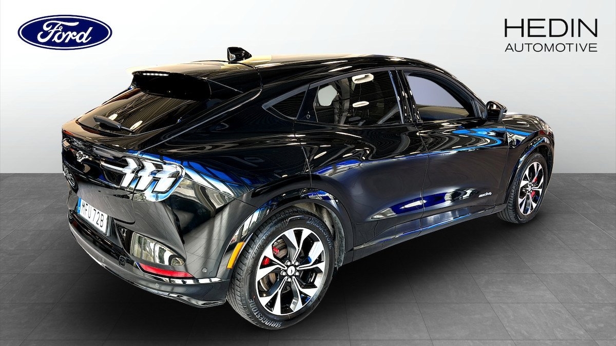Ford Mustang Mach-E Standard Range AWD 2021, bild 2/9