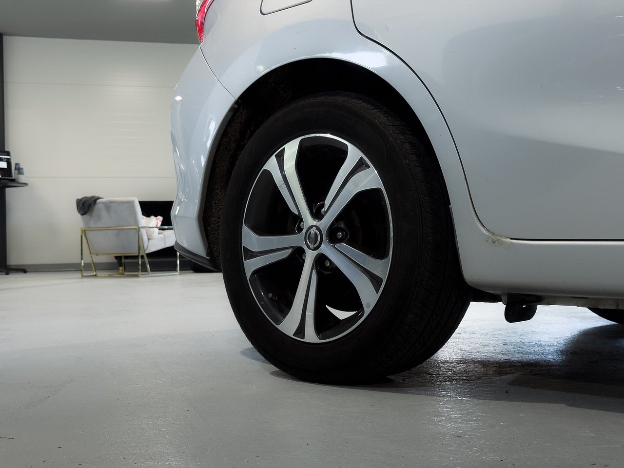 Nissan Pulsar 2015, bild 5/22