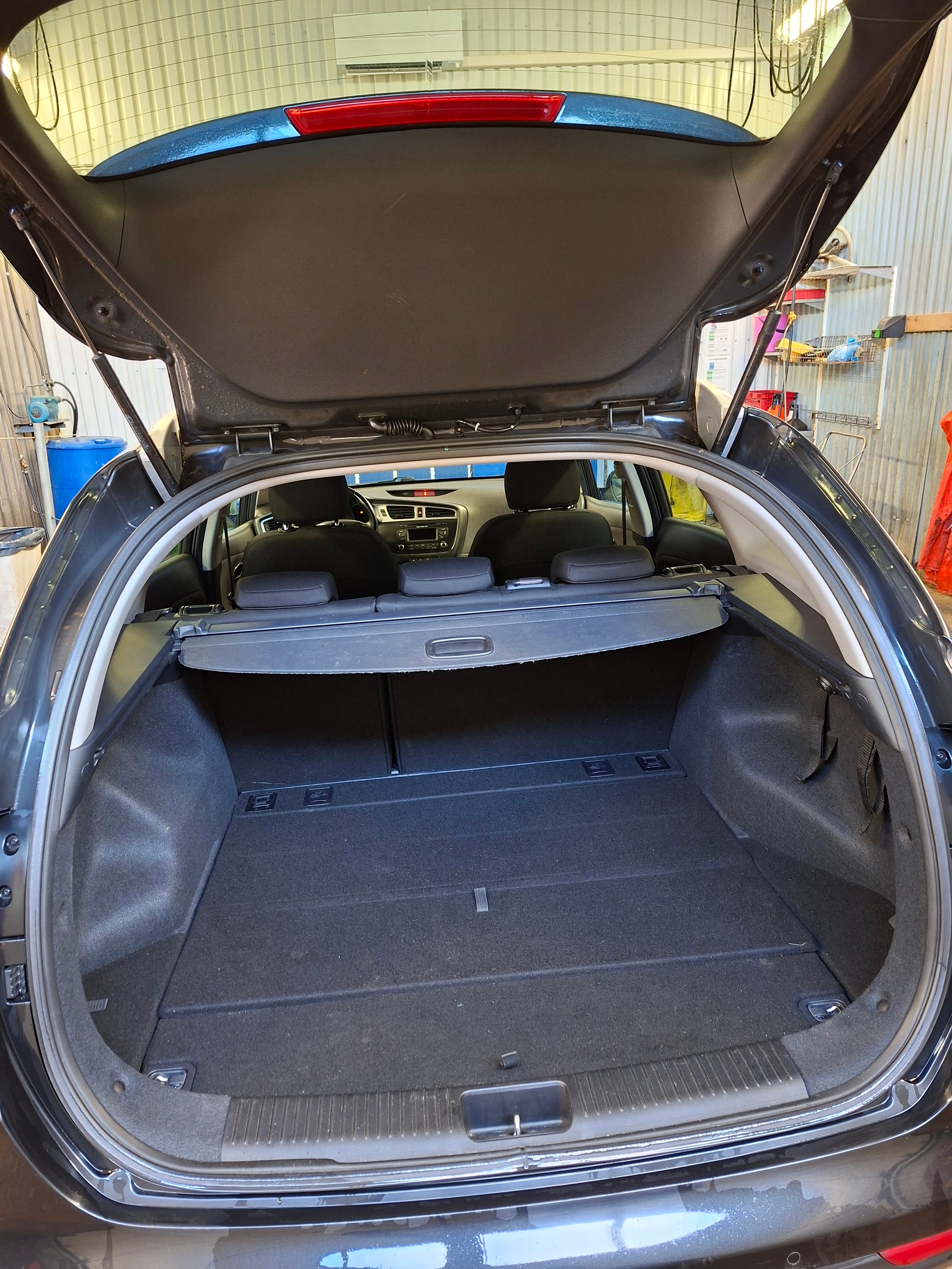 Kia Ceed _sw 1.4 CRDi Manuell 2014, kuva 5/9