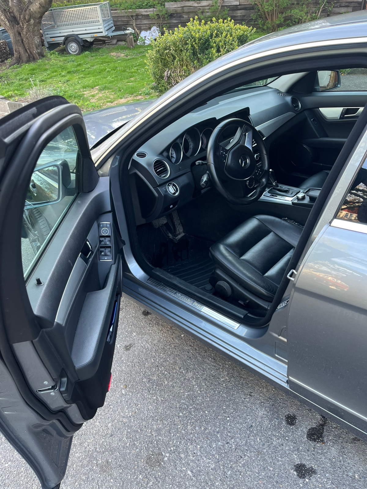 Mercedes-Benz C 2012, bild 4/8