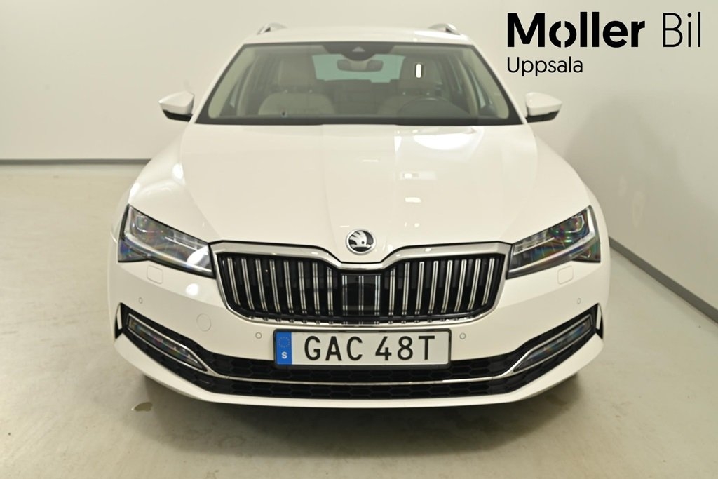 Skoda Superb 2020, bild 4/10