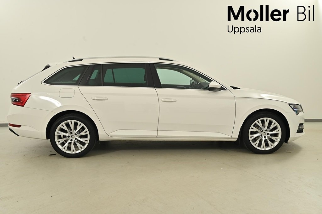 Skoda Superb 2020, bild 2/10