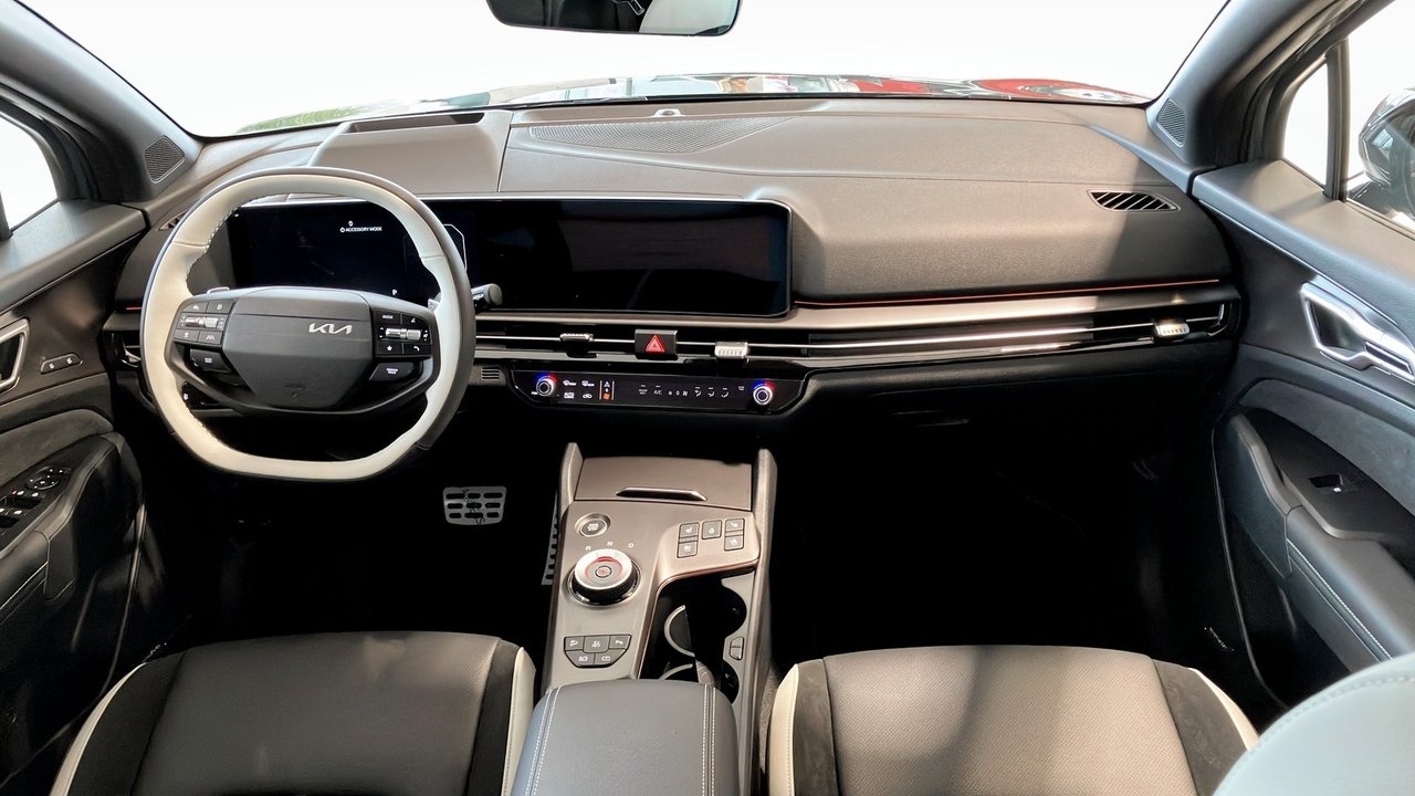 Kia Sportage PHEV GT LINE 2026, bild 4/9