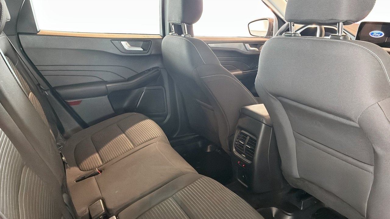 Ford Kuga Titanium PHEV / Vinter Pkt 2023, photo 5/9