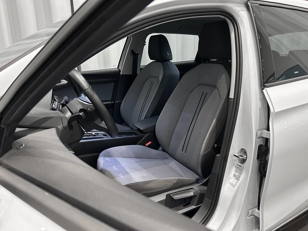 Seat Leon Sportstourer eTSI 150hk DSG 2025, bild 6/10