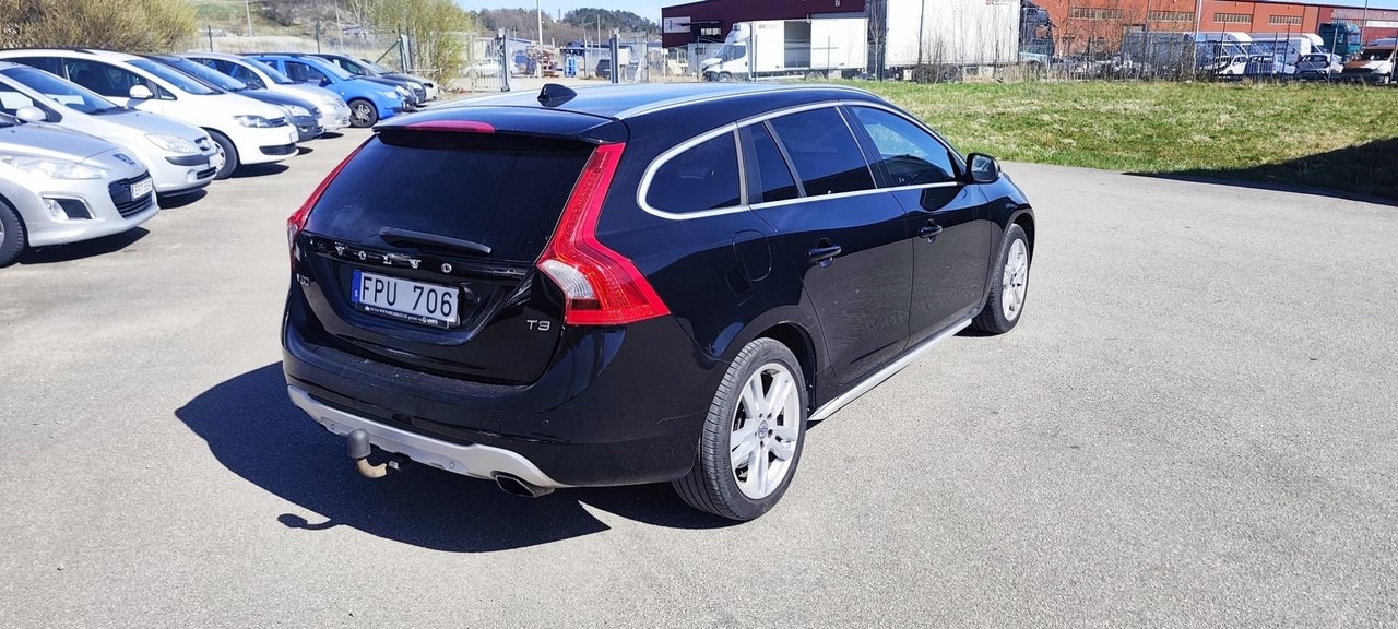 Volvo V60 T3 Summum Nybesik 2011, bild 4/5
