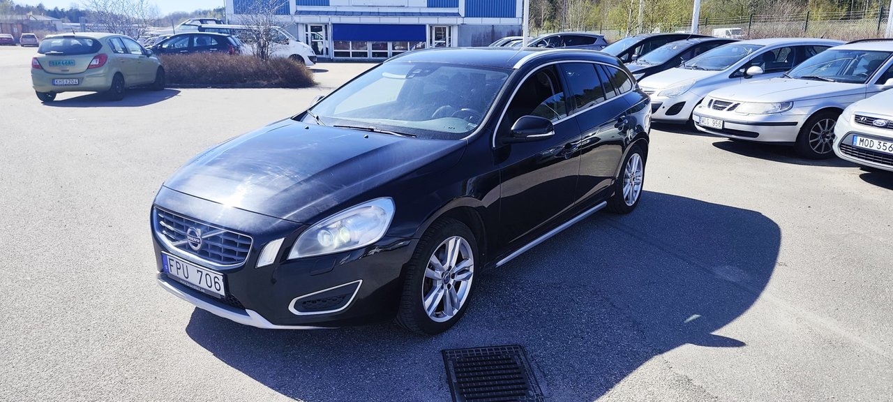 Volvo V60 T3 Summum Nybesik 2011, bild 2/5