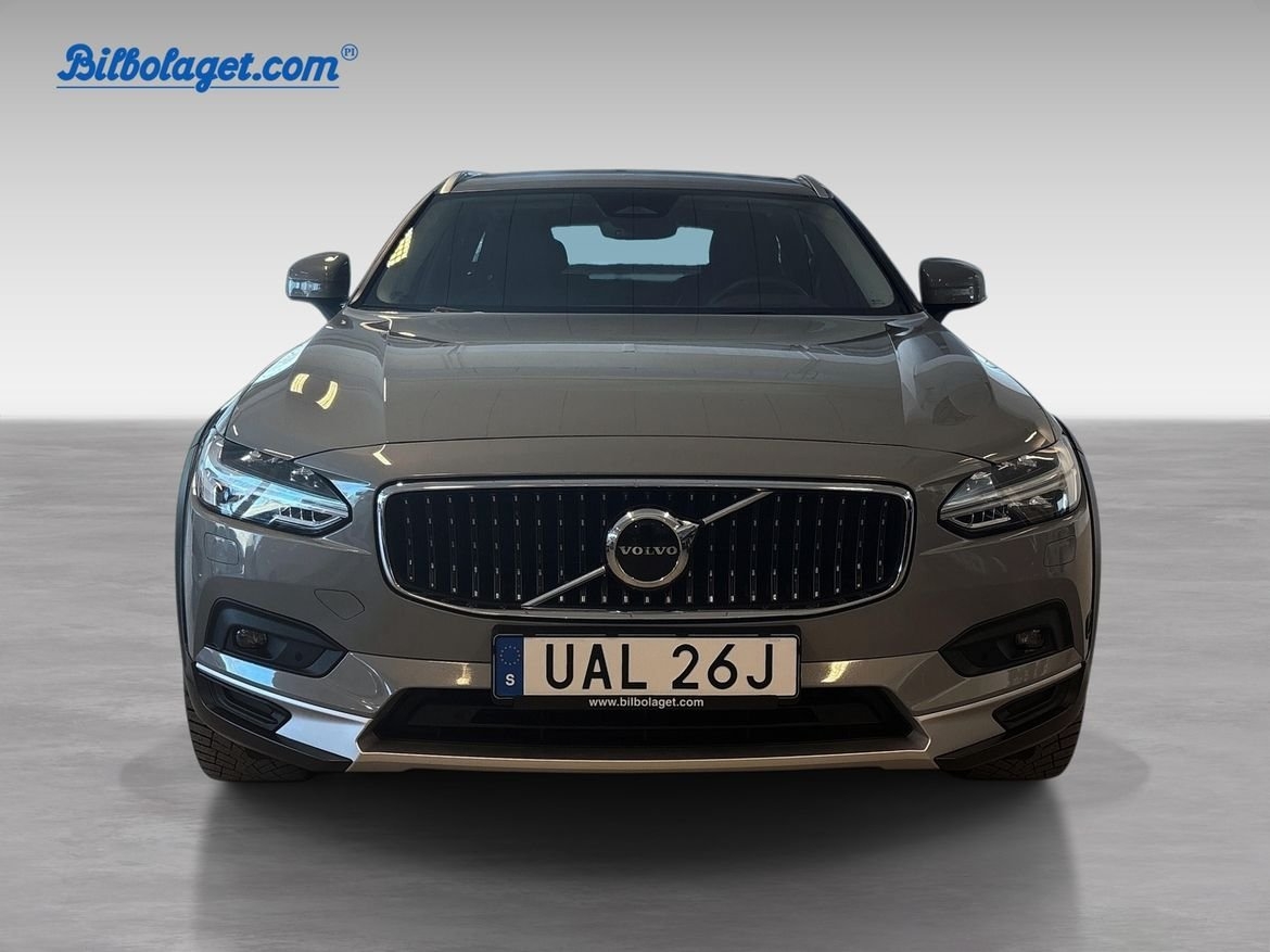 Volvo V90 Cross Country 2024, kuva 2/10