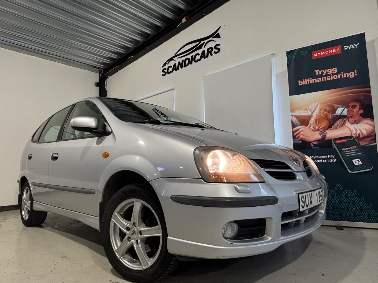 Nissan Almera Tino 2001, bild 3/10