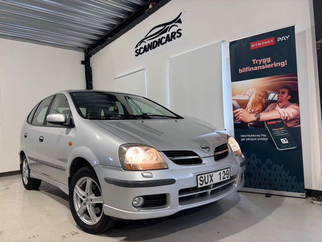 Nissan Almera Tino 2001, bild 2/10
