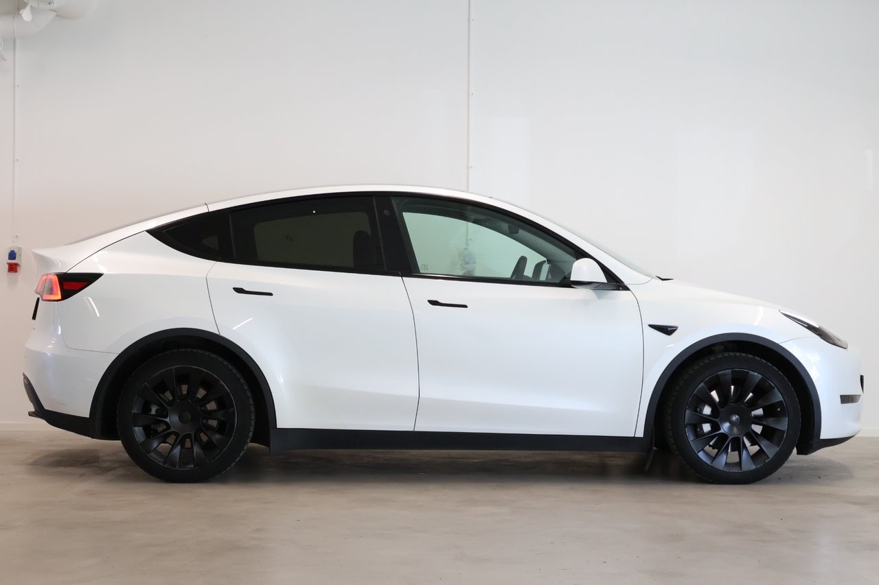 Tesla Model Y LONG RANGE AWD 2024, bild 4/10