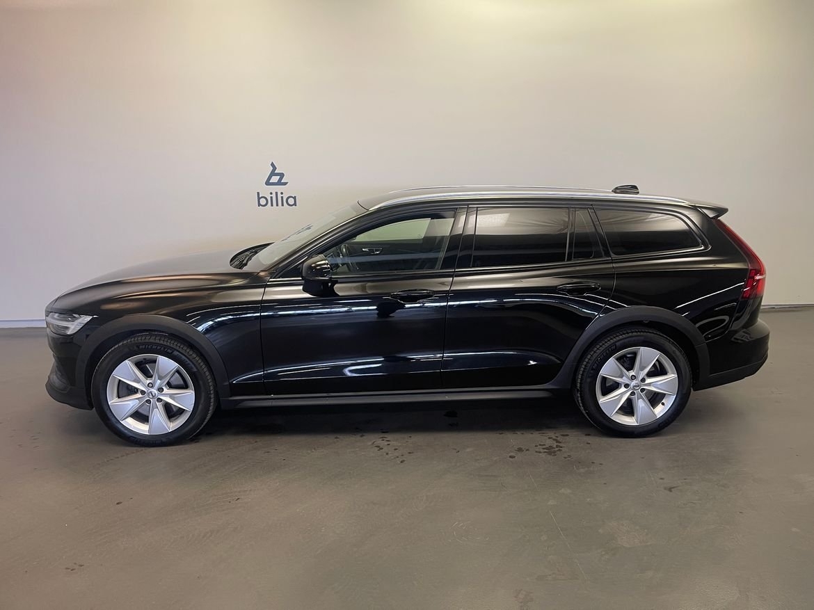 Volvo V60 Cross Country 2019, bild 2/7