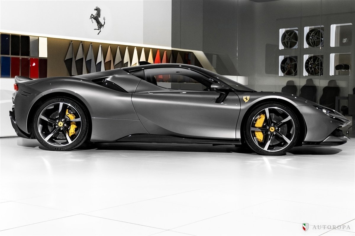 Ferrari SF90 Stradale 2021, bild 3/10
