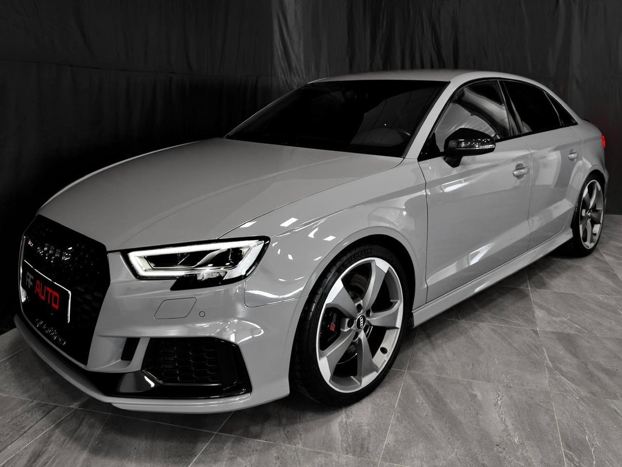 Audi RS3 2018, bild 3/10