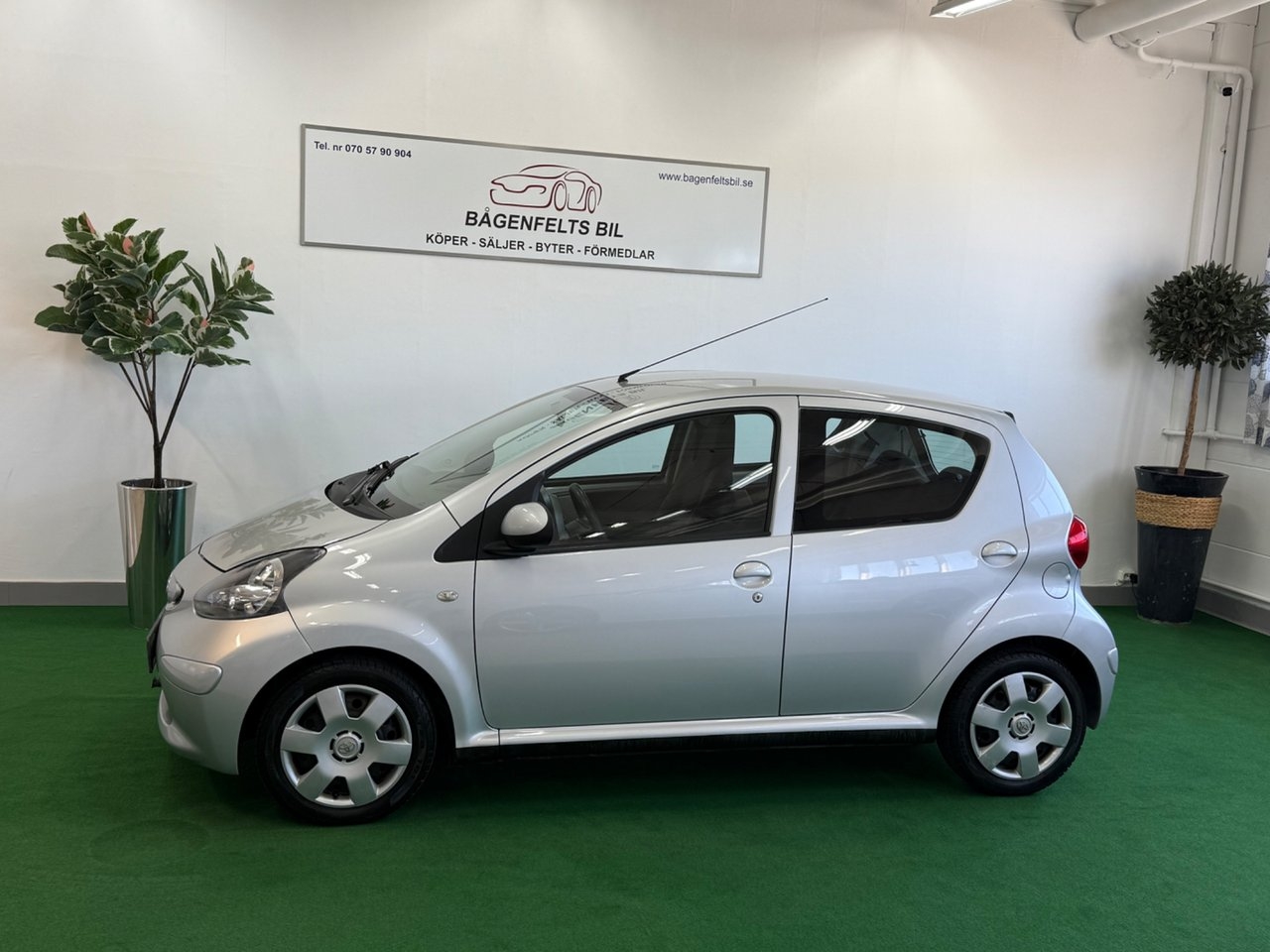 Toyota Aygo 5-dörrar 1.0 VVT-i Euro 4 2007, bild 2/10