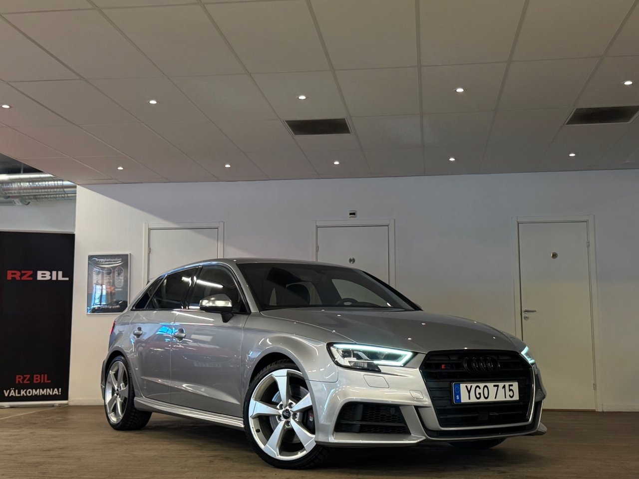 Audi S3 Sportback 2.0 TFSI quattro 2017, photo 6/26