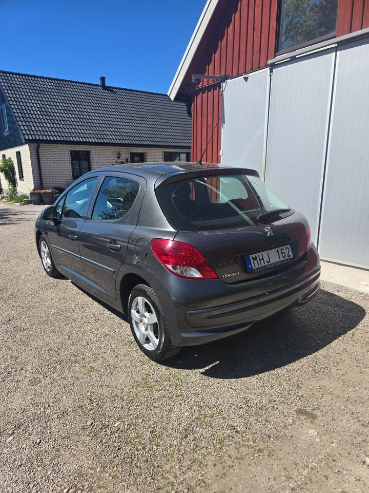 Peugeot 207 5-dörrar 1.4 VTi Euro 5 2012, bild 3/6