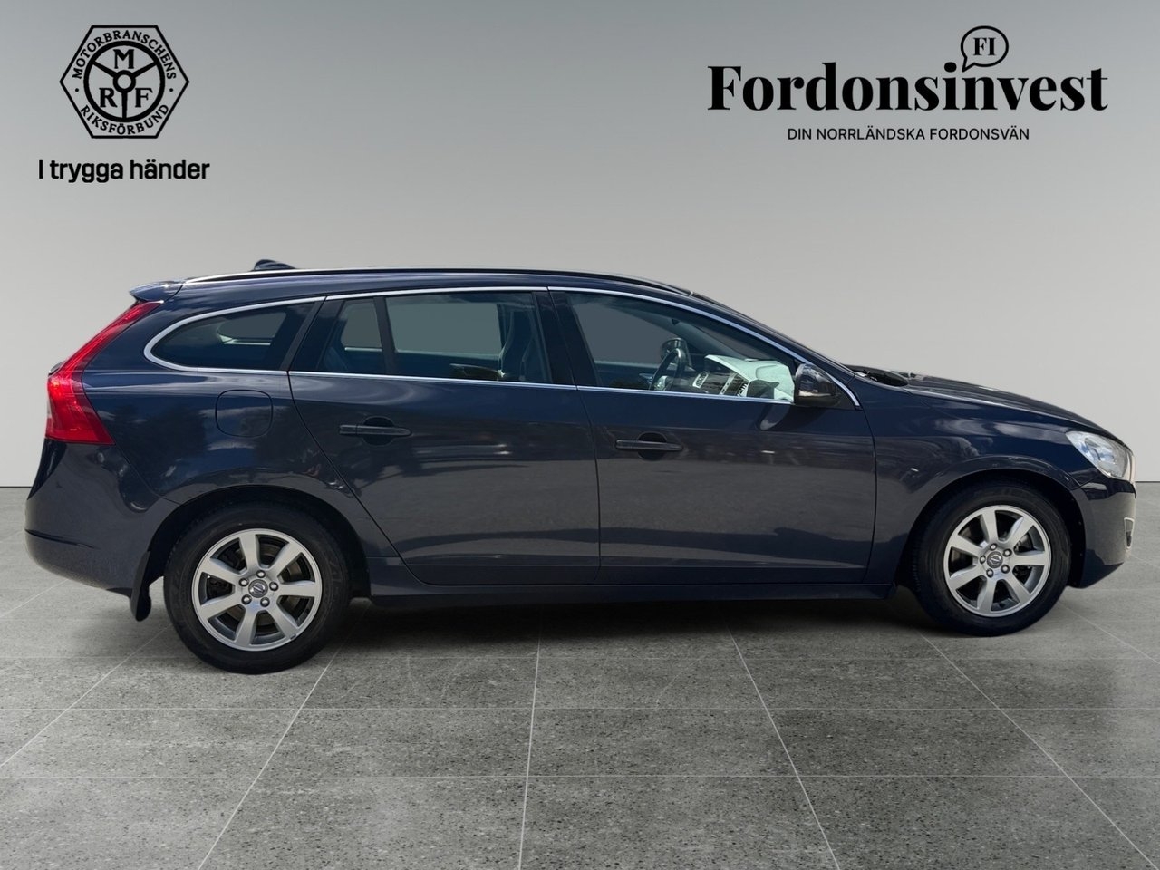 Volvo V60 D3 Momentum Euro 5 2013, kuva 4/10