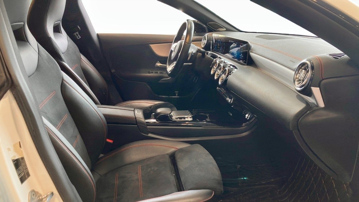 Mercedes-Benz CLA 2020, bild 3/13