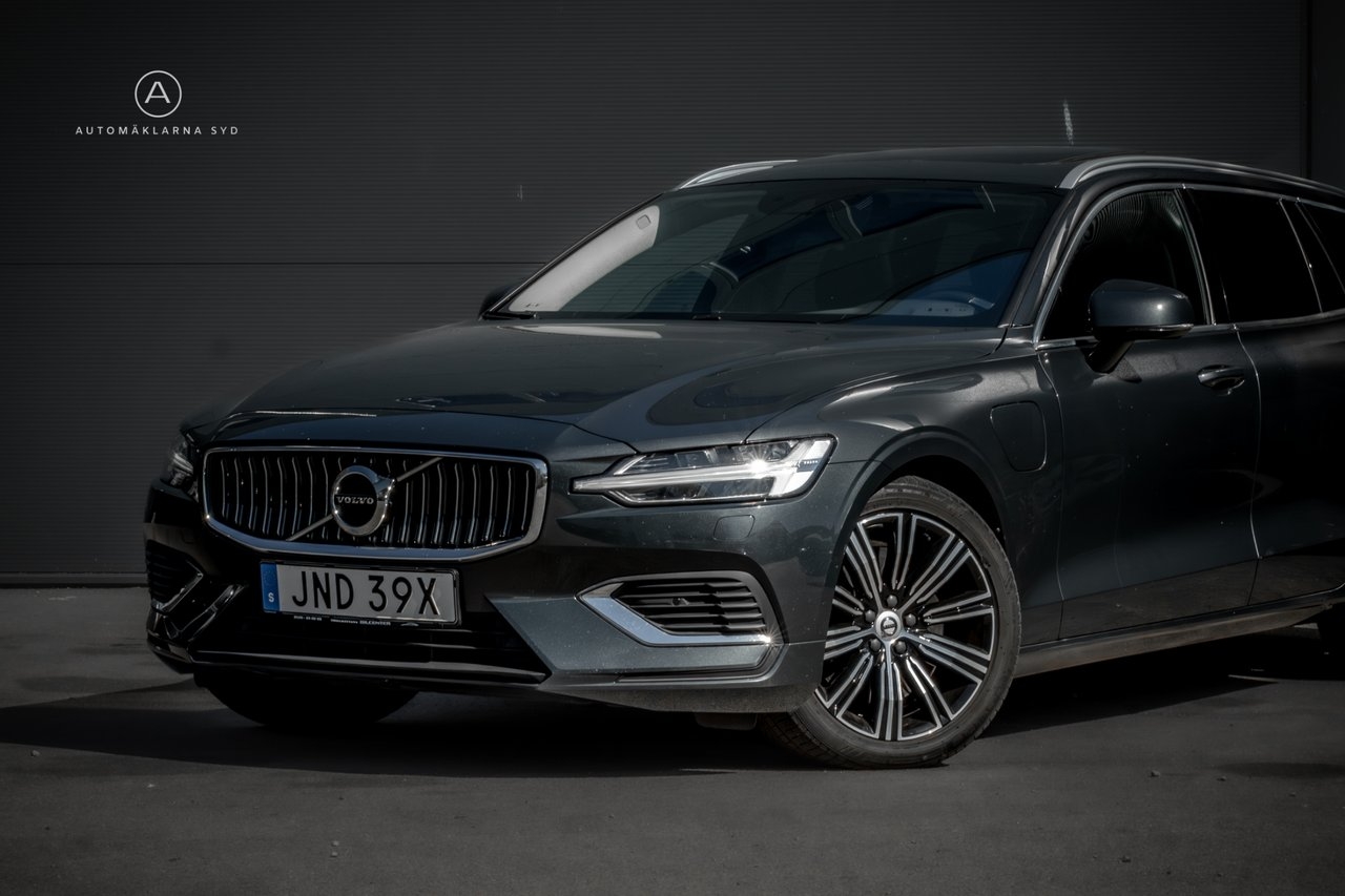Volvo V60 2020, photo 2/10