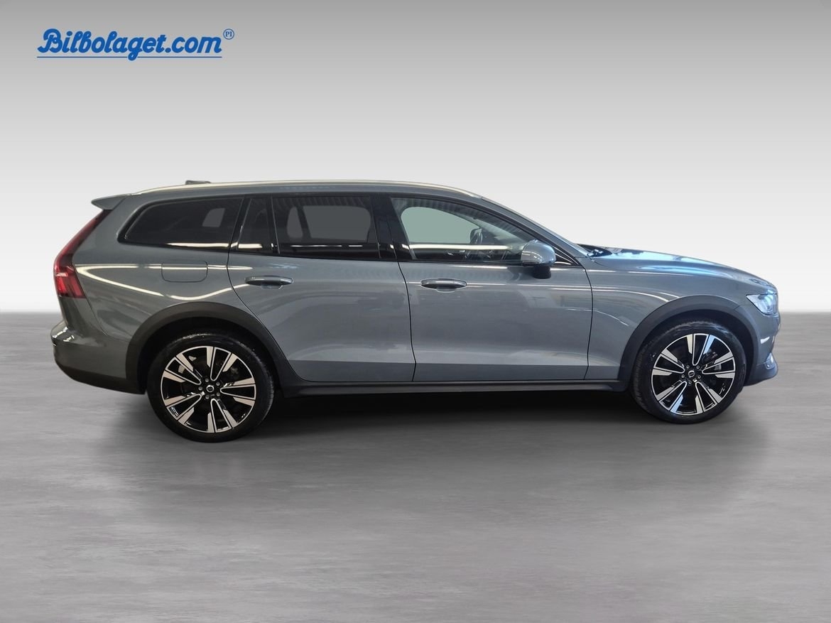 Volvo V60 Cross Country 2024, kuva 4/10