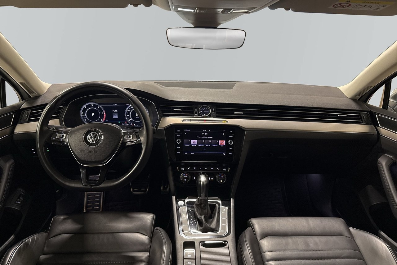 Volkswagen Passat 2019, bild 4/6