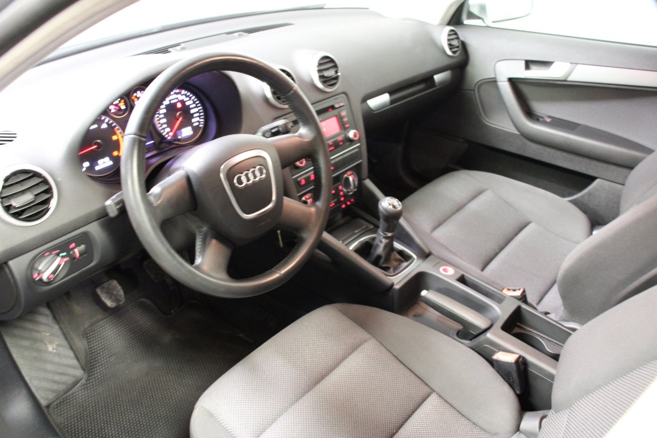 Audi A3 2011, kuva 6/10
