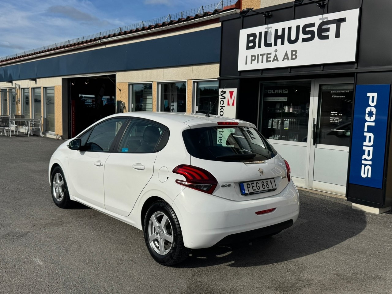 Peugeot 208 ACTIVE PureTech 82hk -17 2017, bild 3/8