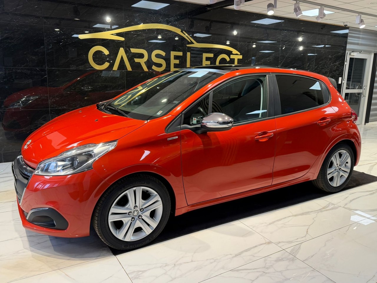 Peugeot 208 2017, bild 2/23