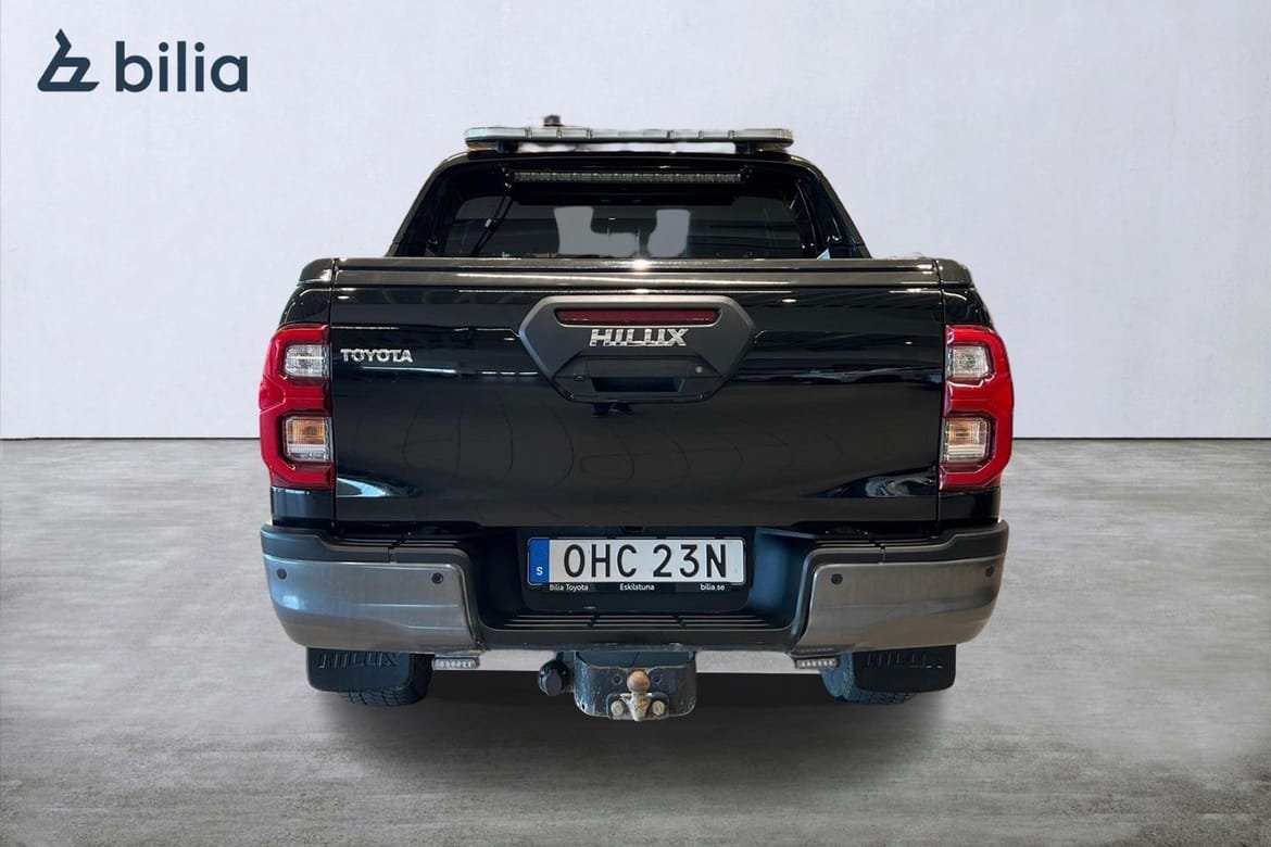Toyota HiLux 2023, bild 6/26