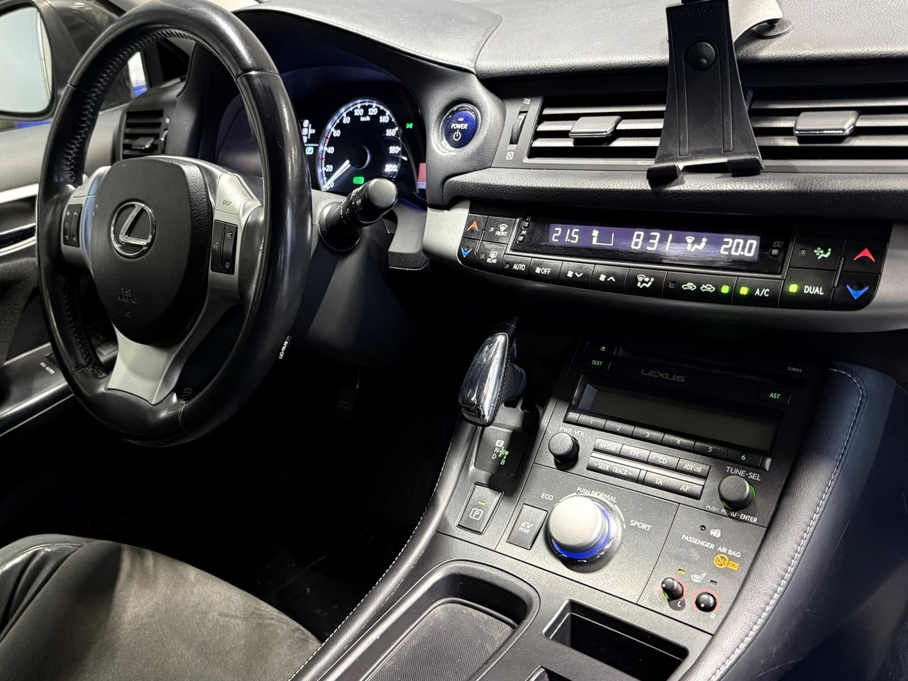 Lexus CT 2011, bild 5/10