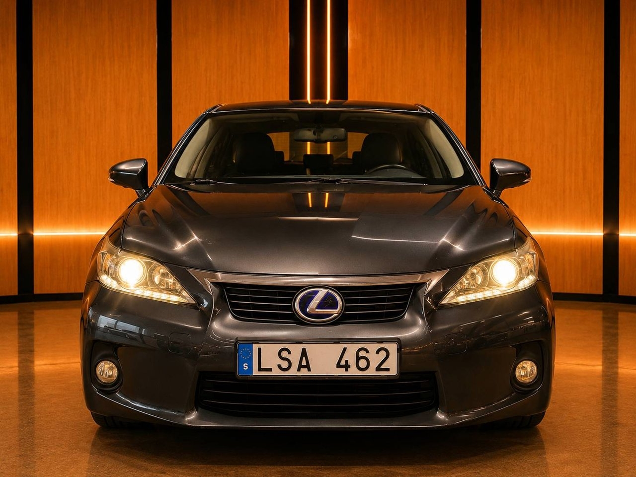 Lexus CT 2011, bild 2/10