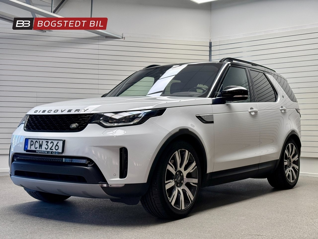 Land Rover Discovery SD4 240hk HSE 2017, kuva 3/10