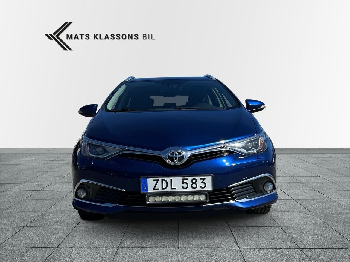 Toyota Auris 2018, photo 5/10